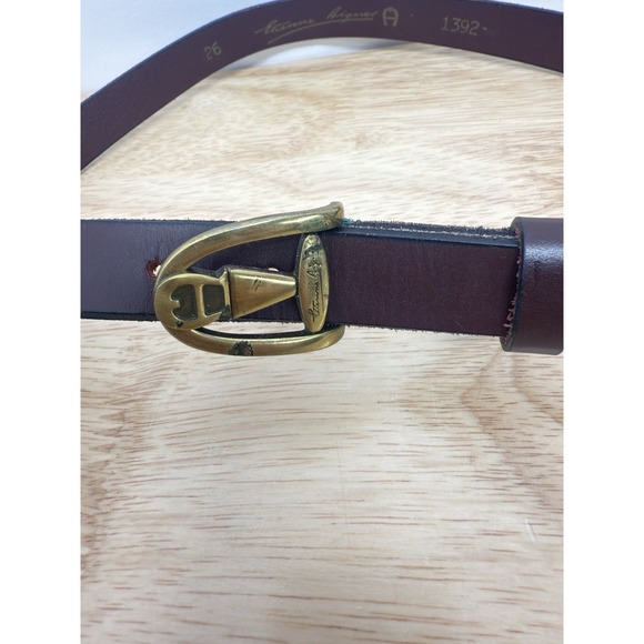 Etienne Aigner‎ Leather Belt 26 Skinny Brown Brass Buckle Vintage  Old Money #32 - Picture 2 of 6